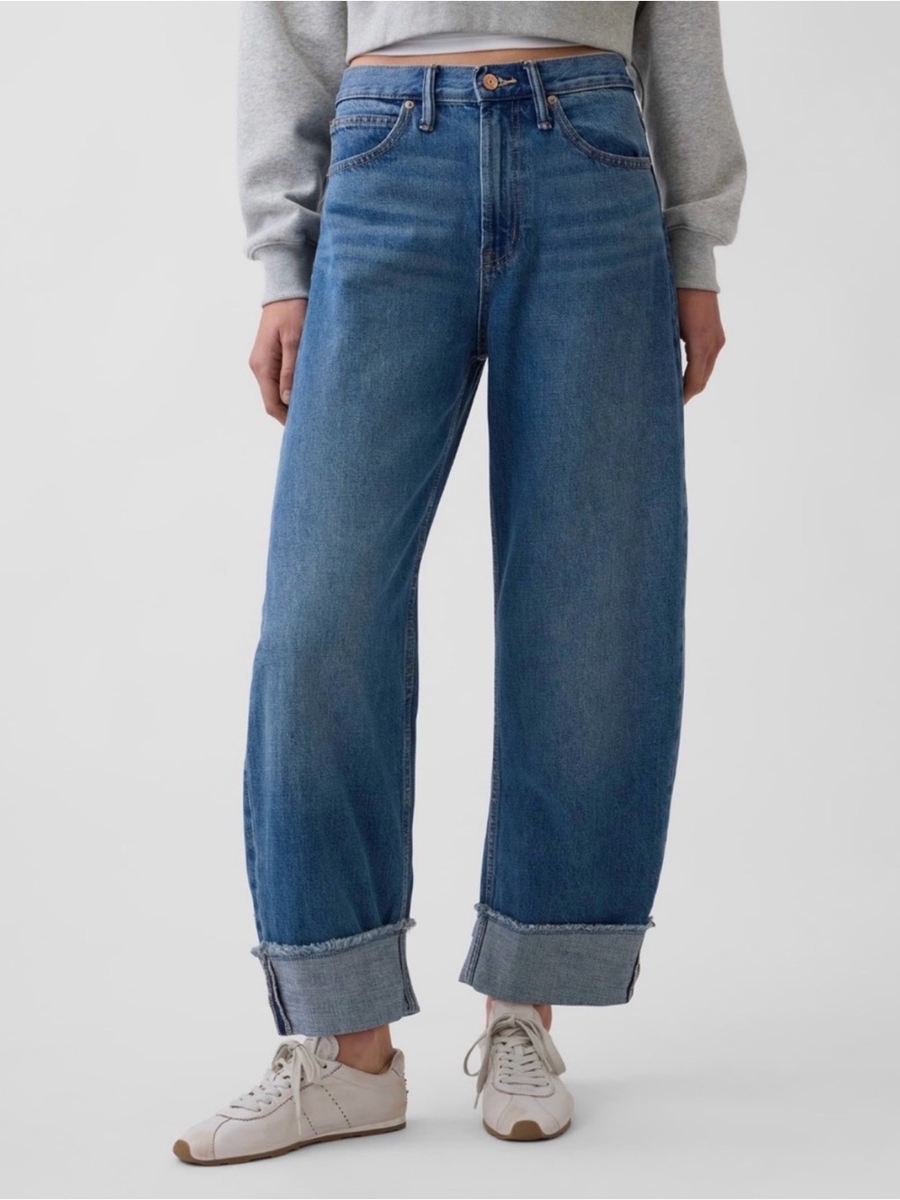 GAP Barrel High Rise Cuffed Denim Jeans Size 4 / 27